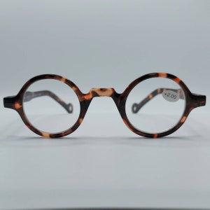 Reading Glasses - Round, color: brown havana. Size 40-22. Fashionable, modern glasses. Both for ladies and gentlemen +1 +1.5 +2 +2.5 +3 +3.5