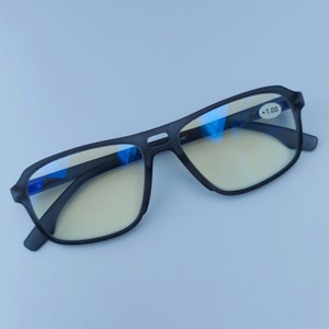 Blaulichtbrille | Mattgraue Korrekturbrille mit Blaulichtfilter. +1,00 Bietet Schutz vor blauem Licht von (Computer-)Bildschirmen
