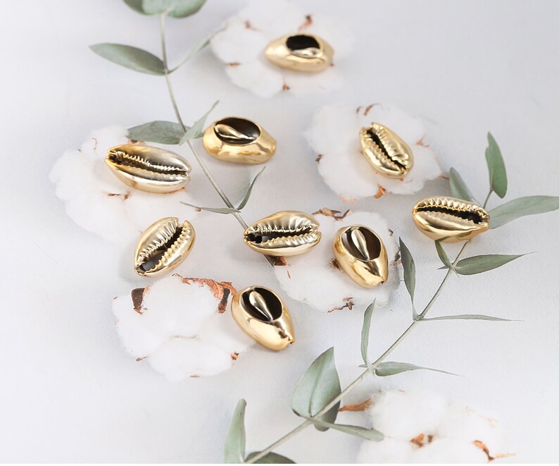 50Pcs Of Cowrie Gold-plated Shell Pieces, Cowrie Shell Pendant, Shell Pendants With Slits, Used to Make Bracelets, Necklaces.SS-JA1432-YS image 7