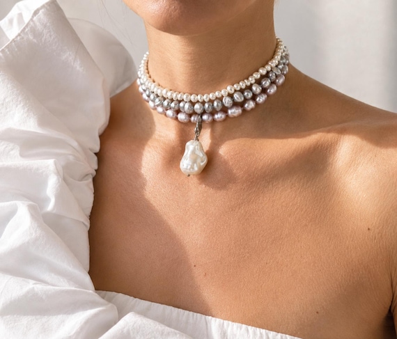 Alt pearl choker, trendy pearl choker and chain, fashion pearl choker, trendy modern pearl necklace, modern pearl choker, chunky choker