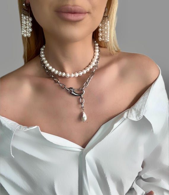 Pearl large necklace, chunky pearl necklace ,statement unique pearl Necklace, high fashion pearl necklace ,stylish pearl choker, alt jewelry