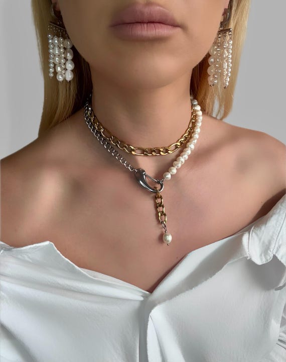 Trendy gold necklace ,fashion Pearl Necklace, trendy Pearl jewelry ,stylish pearl jewellery, pearl set jewellery, gold and silver jewelry