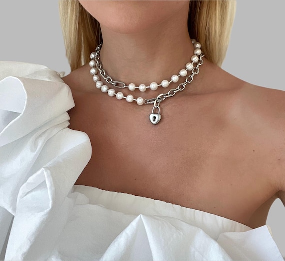 Alt pearl long necklace, Tiffany necklace ,locker pendant Necklace, alt Pearl Necklace, alt statement pearl necklace, Tiffany pearl necklace