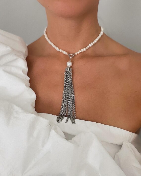 Bohemian Pearl Necklace, stylish Pearl Necklace ,alt pearl jewellery , Pearl tassel  Pendant, Brides Gifts, pearl trendy tassel necklace