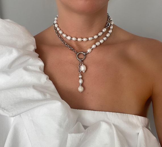 Alt pearl choker, trendy 2024 necklace, fashion choker, stylish pearl jewellery, fashion  2024 pearl necklace, trendy jewellery 2024