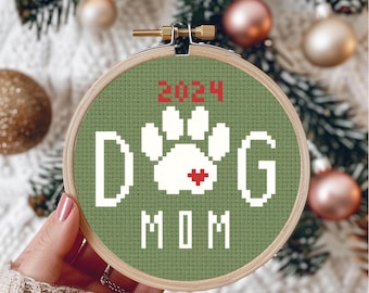Hund Mama Ornament Kreuzstichmuster, Hund Papa Urlaub Sampler, personalisiertes Geschenk, einfaches DIY, digitaler Download PDF, Weihnachtsdekor