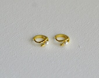 18K Gold Filled Baroque Pearl Drop Dangle Earring,Dainty Earrings,Freshwater Pearl Earrings