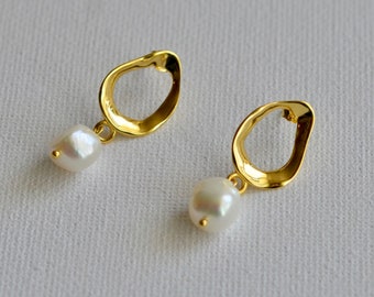 18K Gold Filled Baroque Pearl Drop Dangle Earring,Dainty Earrings,Freshwater Pearl Earrings