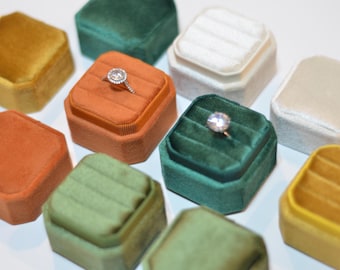 Triple Velvet Ring Box 17 Colors, Engagement Proposal, Wedding, Bridesmaid Gift, Personalized, 3 Slot