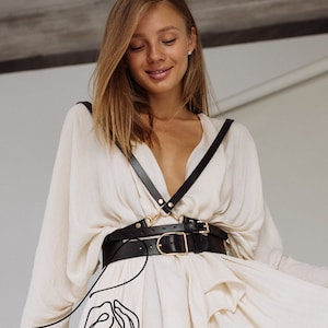 Imbracatura in pelle da donna, imbracatura toracica da donna, cintura imbracatura moda, imbracatura sessuale, cintura imbracatura in vita, cintura larga nera, cintura da donna stravagante
