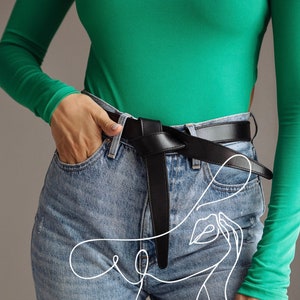 Leather belt women,Belt that ties in a knot,Slim leather belt,Self tie belt,Black leather belt,Slim belt for women