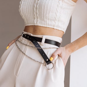 leather women belt with chain, Black woman belt, Leather waist belt, Unique belts for women, Leather belt women