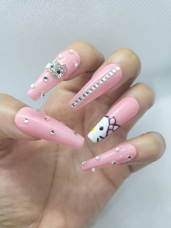 Hello Kitty acrylic nails