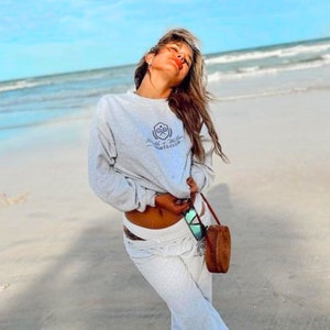 Health and Wellness Sports Club Sweatshirt Preppy Oversized Crewneck Sporty Tennis Club Sweatshirt Wellness Sweatshirt Trendy Athleisure