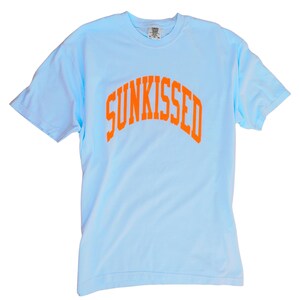 Neon Pink Sunkissed Shirt Summer Tees Oversized Tshirt Preppy Shirts Beachy Tees Preppy Clothes Comfort Colors Shirt Trendy Summer T-Shirt Hydrangea Blue