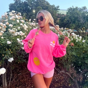 Preppy Oversized Sweatshirt Neon Pink Lächeln Blitz Sweatshirt Wunsch Sie waren hier Trendy Sweatshirt Frauen Rundhals-Sweatshirts