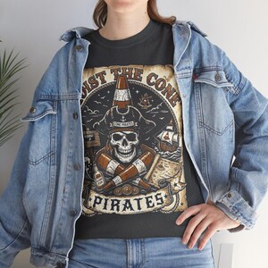 Koszulka z grafiką Vintage Hoist The Cone Pirates Skull, styl bootleg z lat 90., oversize'owa czarna odzież uliczna zdjęcie 13