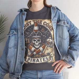 Koszulka z grafiką Vintage Hoist The Cone Pirates Skull, styl bootleg z lat 90., oversize'owa czarna odzież uliczna zdjęcie 14