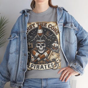 Koszulka z grafiką Vintage Hoist The Cone Pirates Skull, styl bootleg z lat 90., oversize'owa czarna odzież uliczna zdjęcie 8