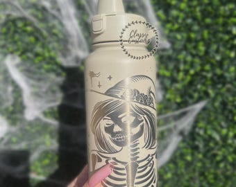 Spooky Mama engraved simple modern 32oz insulated tumbler | Read Desccription