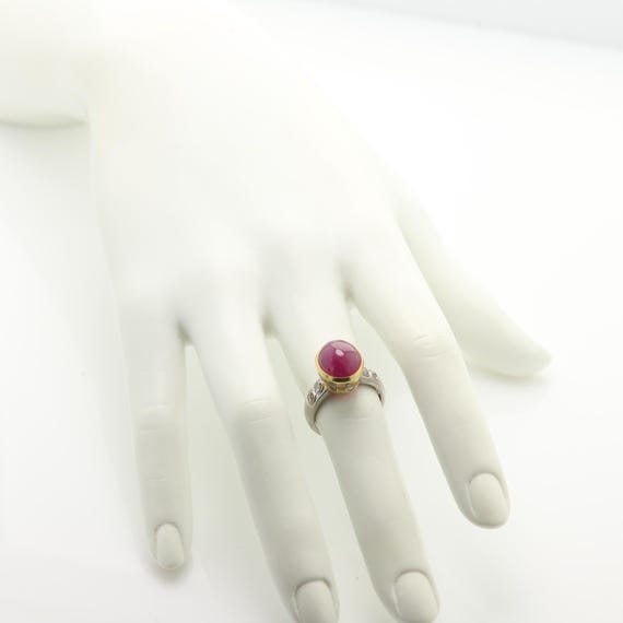 Vintage 18K Gold Ruby Cabochon Ring: Diamond Acce… - image 5
