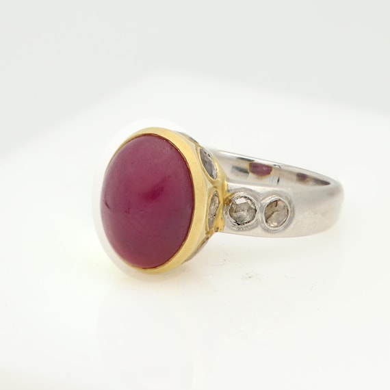 Vintage 18K Gold Ruby Cabochon Ring: Diamond Acce… - image 1