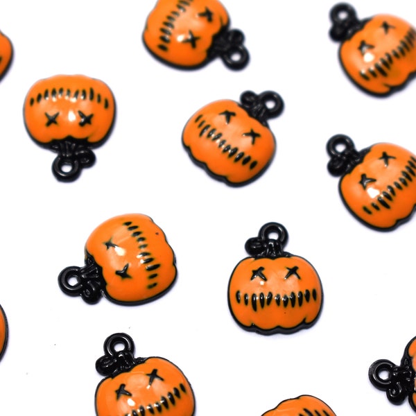 CLOSING DOWN!! 10 Enamel Pumpkin charms with face