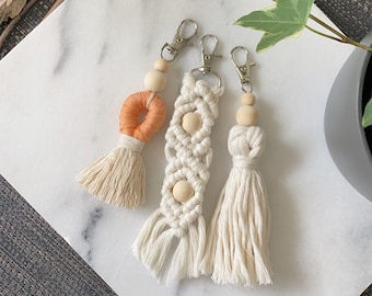Macrame diffuser key ring / car diffuser