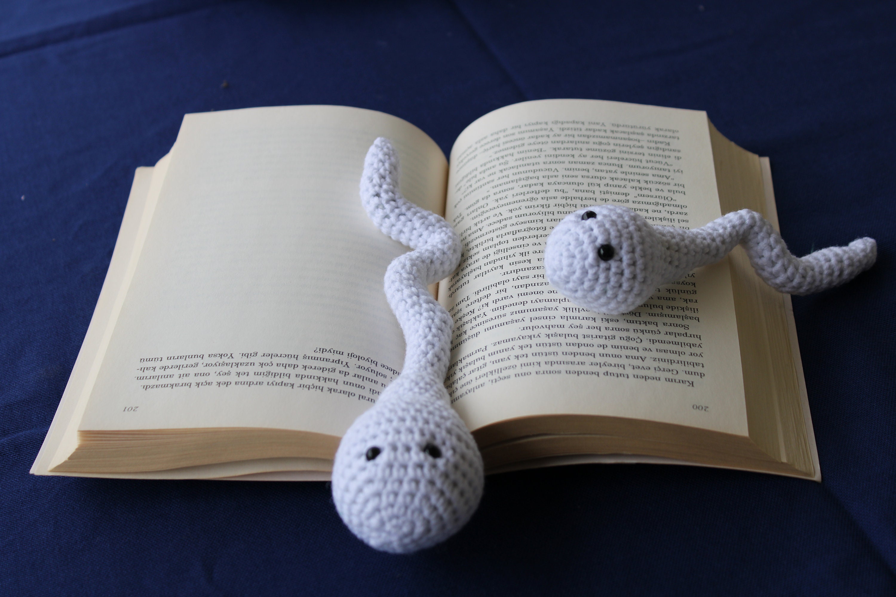 Crochet PATTERN Eyes BOOKMARK and Applique / Motif for Dolls