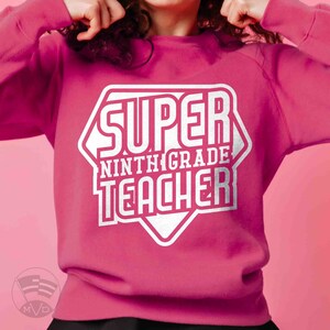 Super neuvième année enseignant Svg Eps Dxf Png Bundle pour un usage personnel et commercial pour faire des chemises de héros de sublimation, des cadeaux éducatifs de sweat-shirt!