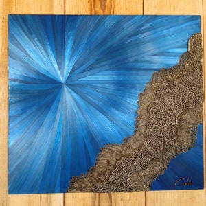 Tableau Marqueterie de paille et dentelle de carton - Art Mural Unique et Fait Main - Tableau carré lumineux - Tableau bleu design abstrait