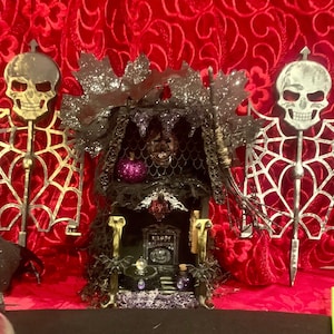 Small Table Top Haunted House, Shimmery Witch&#39;s Haunted House, Victorian Style Haunted House, Halloween Table Top Decor