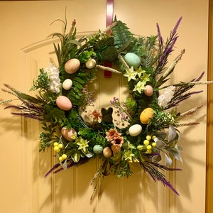 Green Bunny Easter Egg Fern Wreath, Easter Egg Wreath, Easter Bunny Wreath, Spring Wreath, Wall Decor