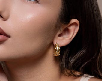 Vintage Style Textured Gold Hoop Earrings, small gold hoop earrings, textured gold hoops, cz hoops