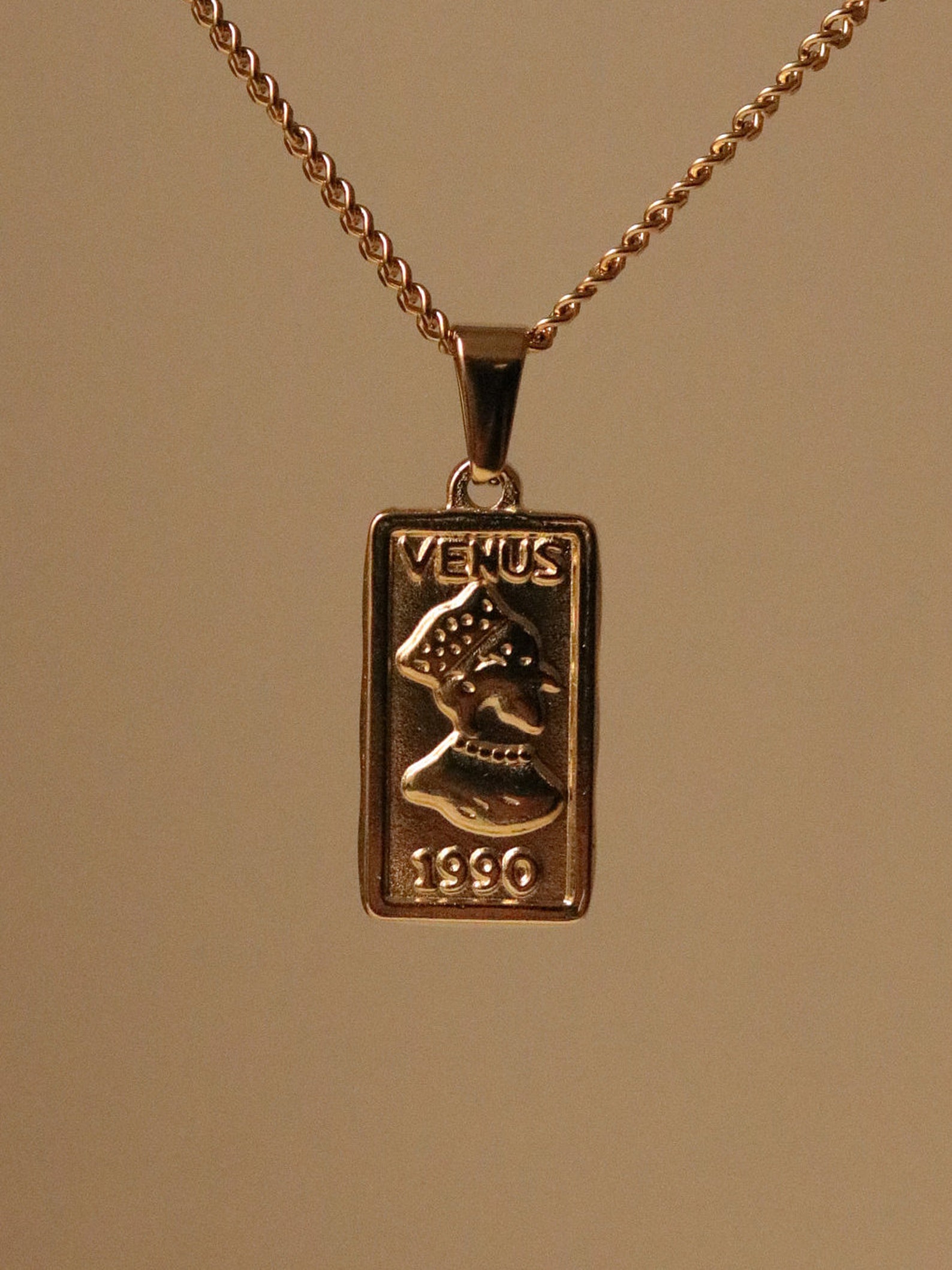 double venus necklace gold