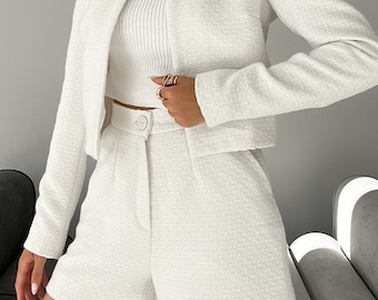 White Suit for Women 2 Piece Set Collarless Crop Blazer High Rise Shorts with Pockets Elegant Casual Suit for Everyday & Special Occasions