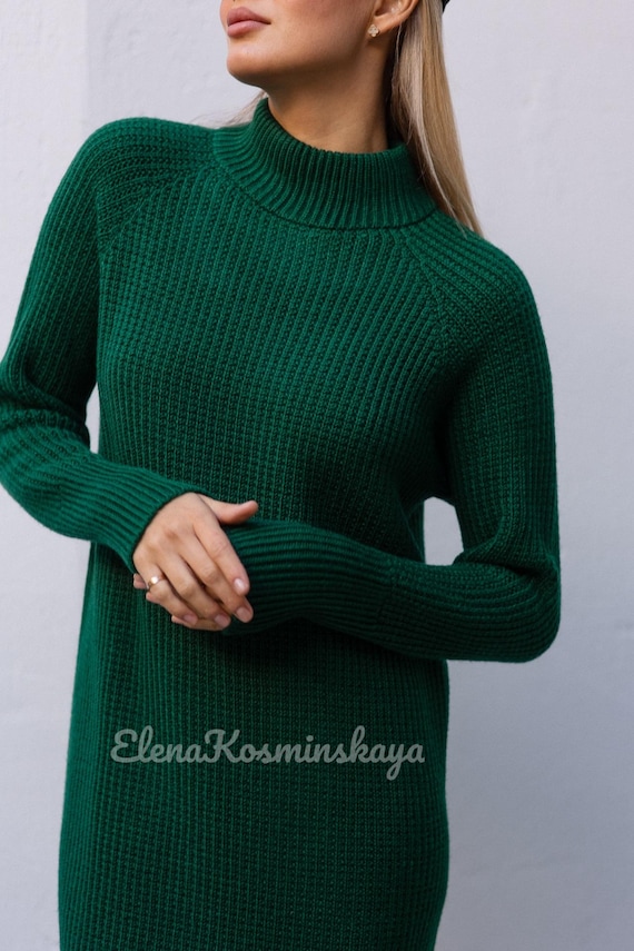 Emerald Green Wool Knit Dress: Seamless Ribbed Sweaterdress