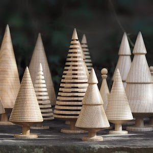 Árvores de Natal de madeira feitas à mão – Decoração de mesa minimalista escandinava | Enfeite de Natal ecológico