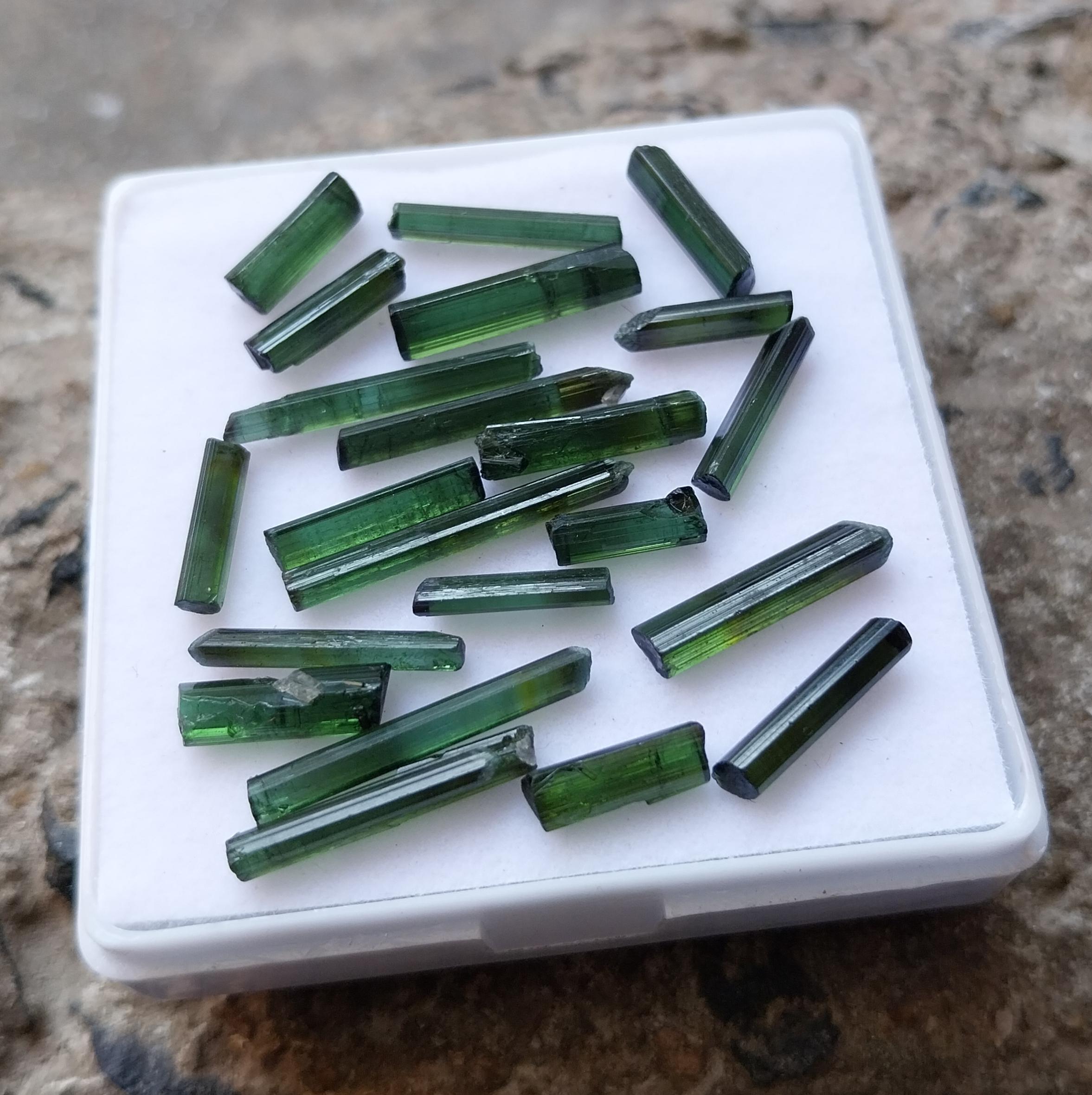 Raw Greenish Blue Tourmaline Pencils Shape: 22 Pieces Natural