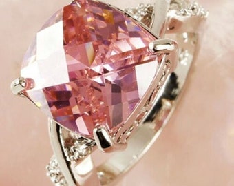 3.10Ct Heart Shape Lab-Created Pink Diamond Engagement Ring 14K