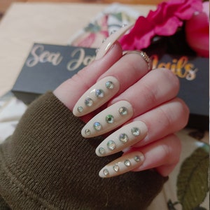 Euphoria - Cassie&#39;s Nails - HBO Show - Press On Nails