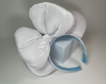 Minnie Mouse Powder White Velvet Ears