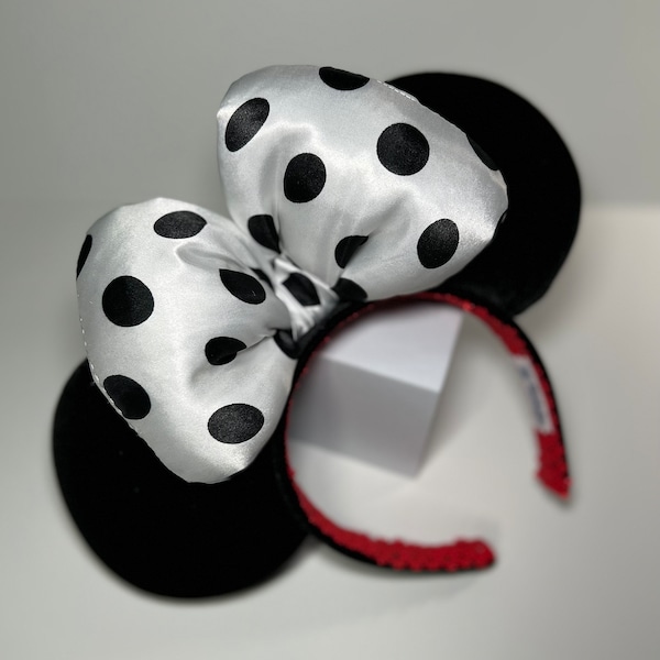 Minnie Mouse Classic Ears - White Polka Dot
