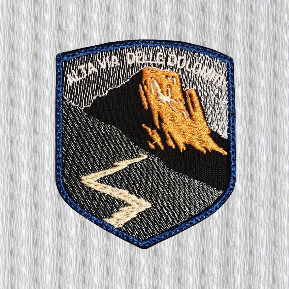 ANCIEN INSIGNE Militaire Regiment De Marche Du Tchad ︎G.e Mardini EUR