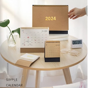 Calendario lunar 2024 con soporte de madera, calendario de escritorio de  fases lunares para 2024, calendario de escritorio de tamaño pequeño con  eventos celestiales -  México