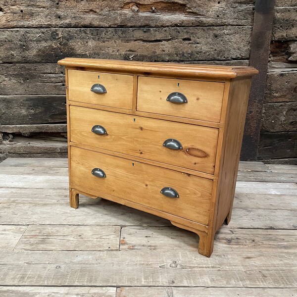 Pretty 2 over 2 Old Stripped Pine Chest of Drawers in a Victorian Style, Antique and Refurbished