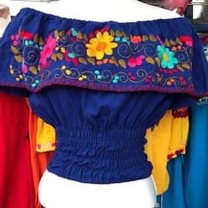 Blusas mexicanas bordadas a mano