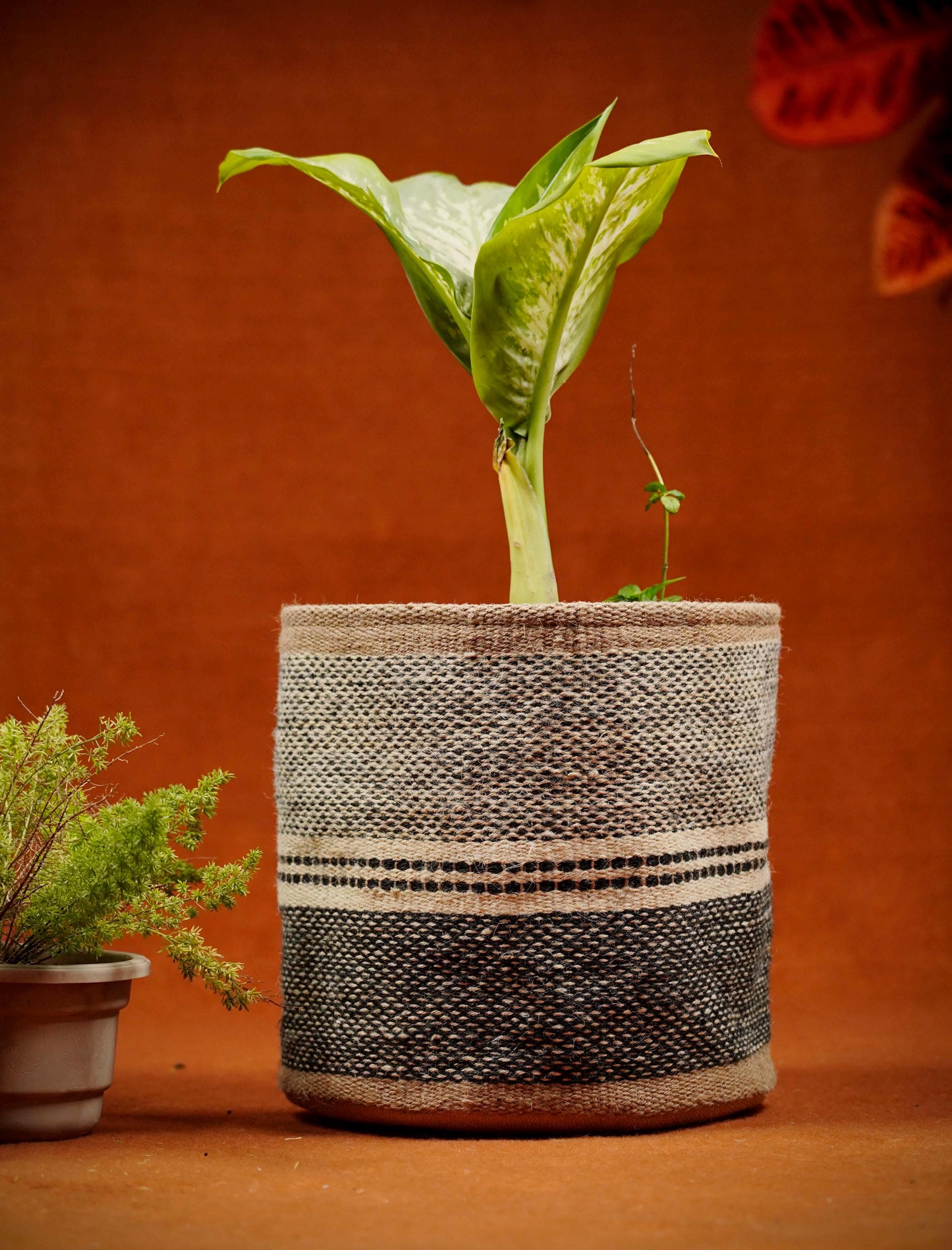Handwoven Wool Jute Storage Basket Planter | Black & Beige Jute Cotton ...