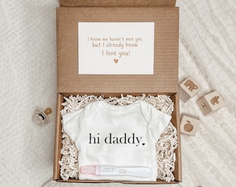 Pregnancy Announcement Box: "Hi Daddy, Mommy, Grandma, etc." - Tell Your Family You're Pregnant Pregnancy Reveal Baby Bodysuit Gift Box