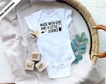 Gemaakt met liefde en een beetje wetenschap - IVF - Baby Onesie® - Geboorte / Zwangerschap Aankondiging, Custom Onesie®, Baby Bodysuit, Pasgeboren-24M